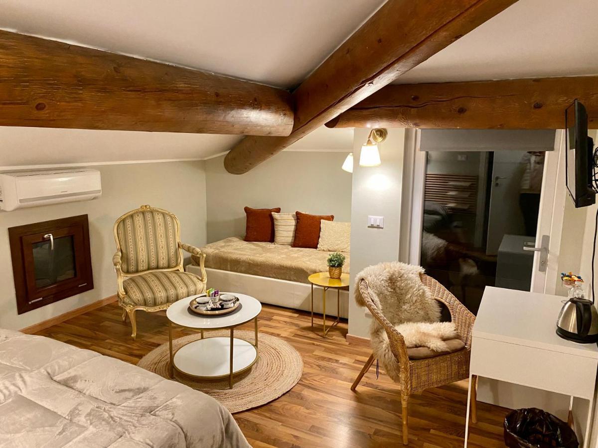 La Casa Di Campagna Sul Garda Puegnago Kültér fotó