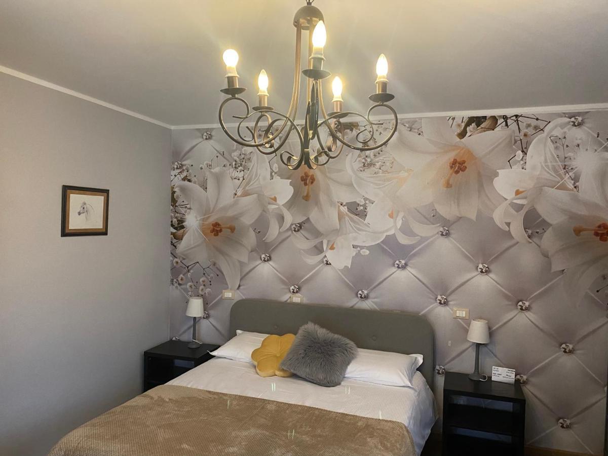 La Casa Di Campagna Sul Garda Puegnago Kültér fotó